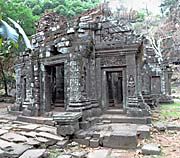 The Sanctuary of Wat Phou Champasak by Asienreisender